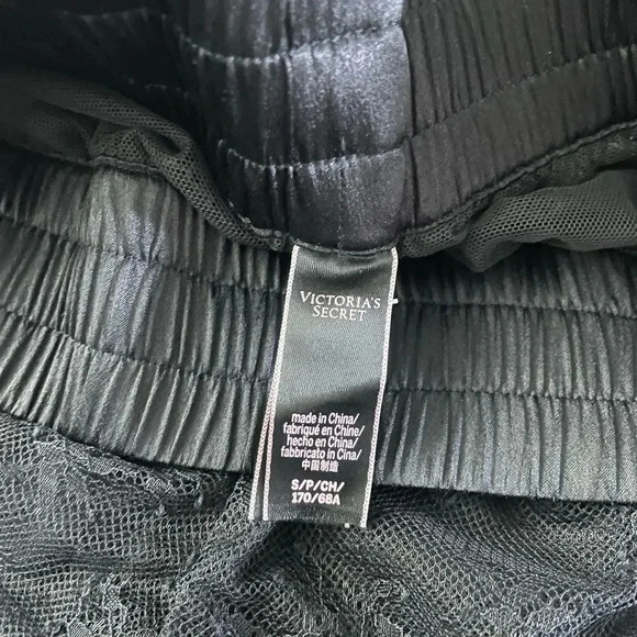 Victoria Secret black lace shorts - Picture 6 of 10